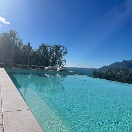 Grand View 4*