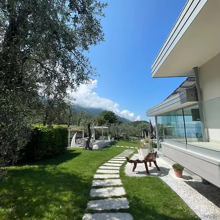 Bed and breakfast Grand View 4*