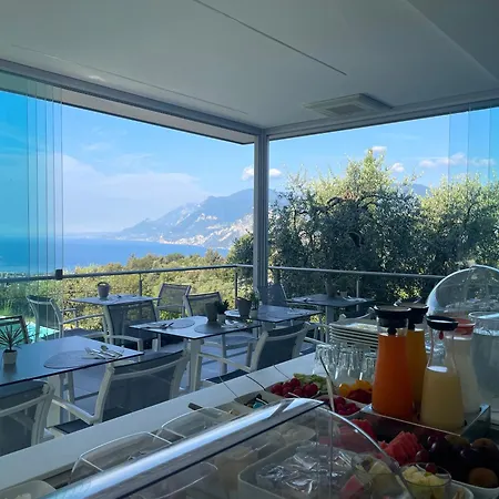 Grand View 4*