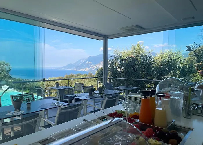 Grand View 4*