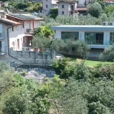 Grand View 4* Μαλτσεζίνε