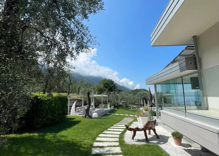 Bed and Breakfast Grand View 4*