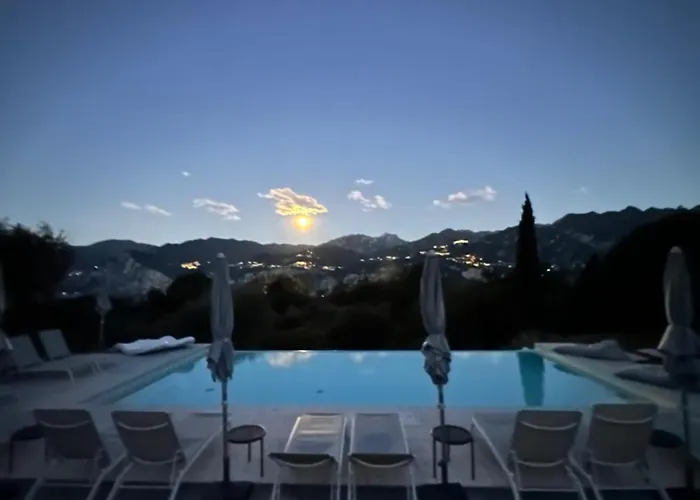 Bed and Breakfast Grand View Μαλτσεζίνε