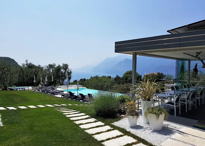 Bed and Breakfast Grand View 4*